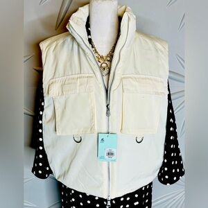 NWT DGS SZ various woven insulated puffer vest, color is called “oat milk”
